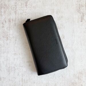 Filofax Saffiano Personal Compact Zip Organizer Black